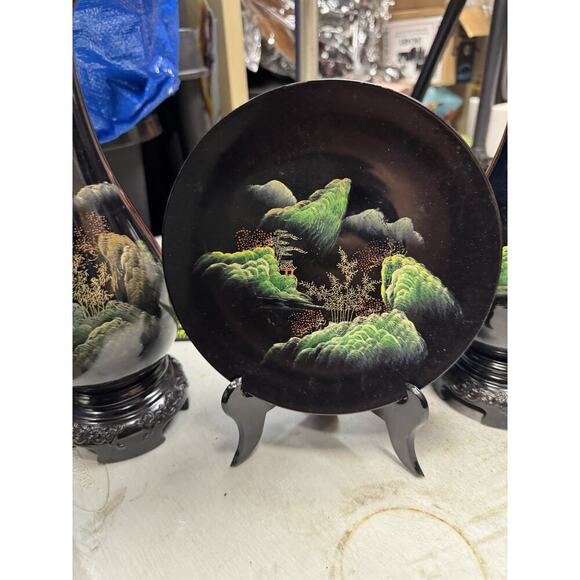 Vintage Fujian Lacquer Ware Asian Hand Painted Set 2 Vases 1 Plate In Box Papers - Picture 5 of 16